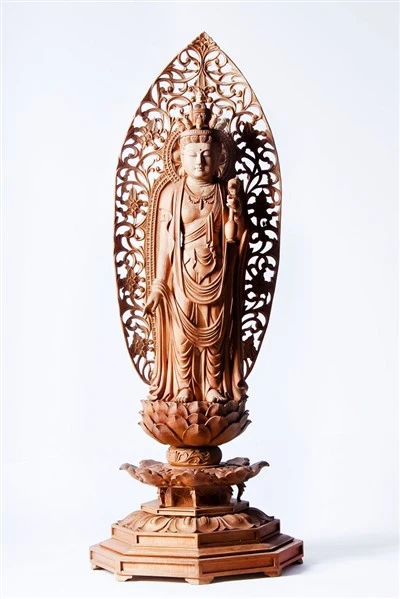 Woodcarving Standing Guanyin With Vase
